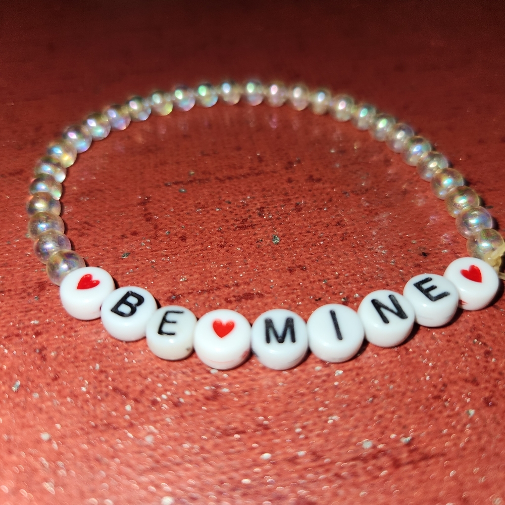 Be Mine Valentines Day Strech Bracelet